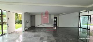 Casa em Condomínio na Beira da Pista 400m 4 Quartos Espaço Gourmet e Piscina