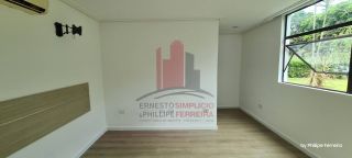 Casa em Condomínio na Beira da Pista 400m 4 Quartos Espaço Gourmet e Piscina