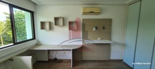 Casa em Condomínio na Beira da Pista 400m 4 Quartos Espaço Gourmet e Piscina