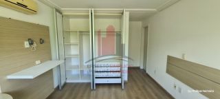 Casa em Condomínio na Beira da Pista 400m 4 Quartos Espaço Gourmet e Piscina