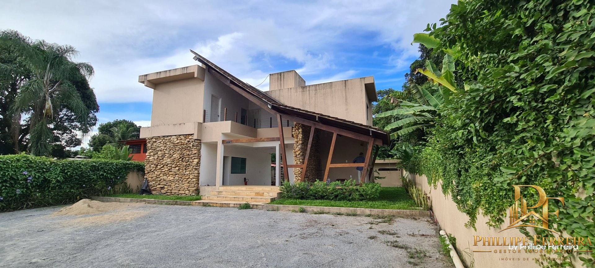 Ponto Comercial com 7 Salas 151m as margens da Estrada de Aldeia