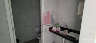 Ponto Comercial com 7 Salas 151m as margens da Estrada de Aldeia