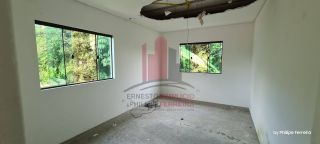 Ponto Comercial com 7 Salas 151m as margens da Estrada de Aldeia