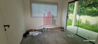 Ponto Comercial com 7 Salas 151m as margens da Estrada de Aldeia