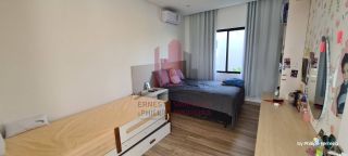 Linda Casa em Condomínio c/ 6 Quartos Gourmet e Piscina