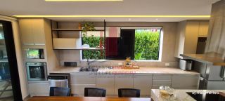 Casa em Condomínio em Aldeia 4 Suítes Piscina e Espaço Gourmet