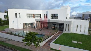 CASA EM CONDOMÍNIO COM PISCINA ESPAÇO GOURMET