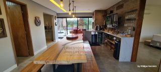 CASA EM CONDOMÍNIO COM PISCINA ESPAÇO GOURMET