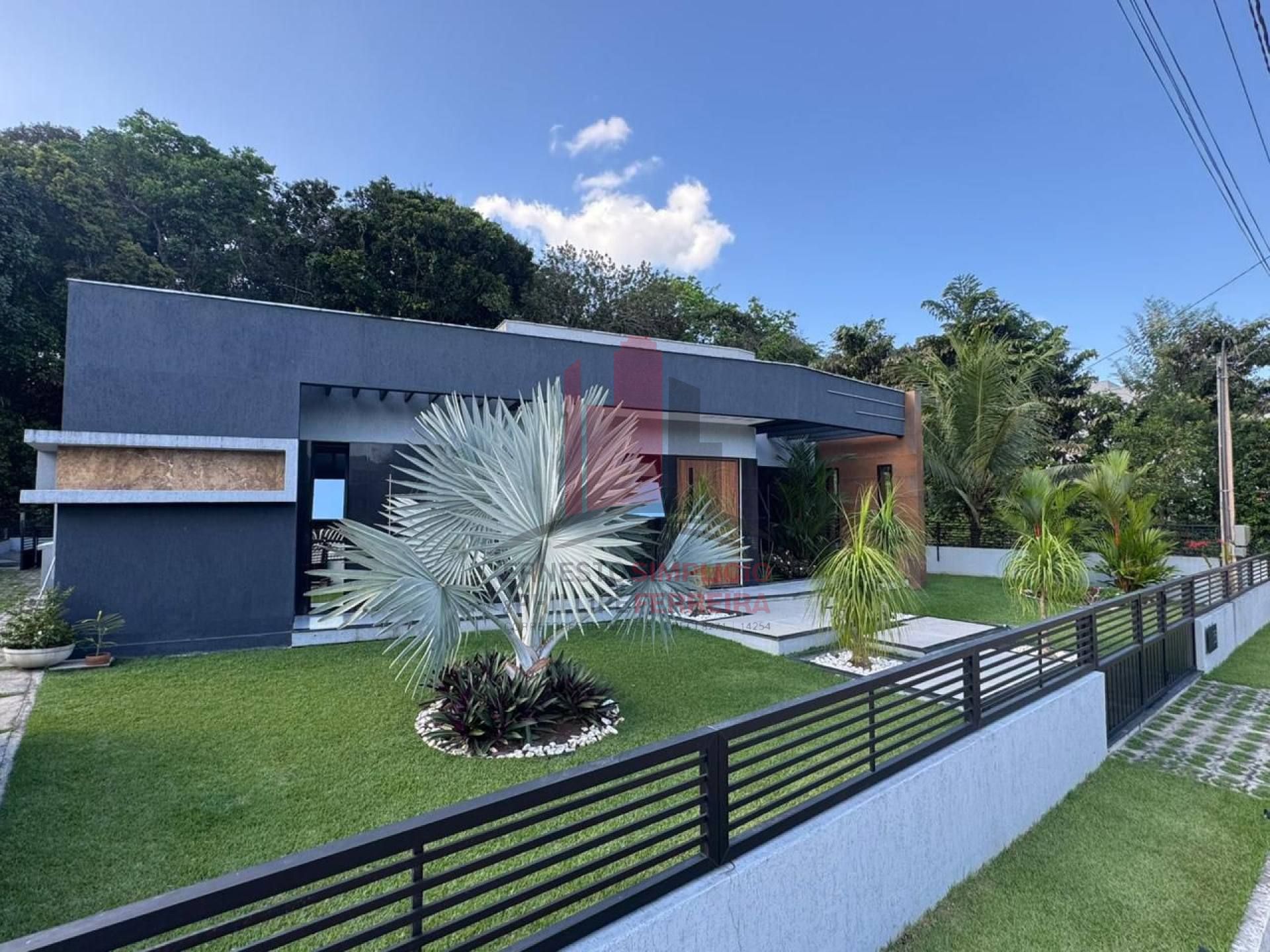 EXCELENTE CASA EM CONDOMÍNIO 4 SUÍTES 190M² ESPAÇO GOURMET E PISCINA
