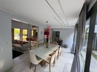 EXCELENTE CASA EM CONDOMÍNIO 4 SUÍTES 190M² ESPAÇO GOURMET E PISCINA