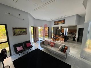 EXCELENTE CASA EM CONDOMÍNIO 4 SUÍTES 190M² ESPAÇO GOURMET E PISCINA