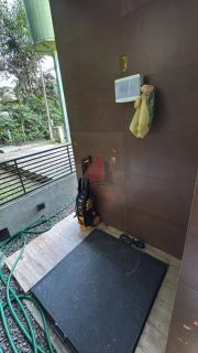 EXCELENTE CASA EM CONDOMÍNIO 4 SUÍTES 190M² ESPAÇO GOURMET E PISCINA