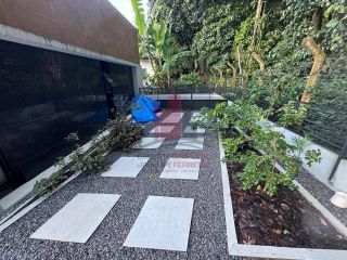 EXCELENTE CASA EM CONDOMÍNIO 4 SUÍTES 190M² ESPAÇO GOURMET E PISCINA