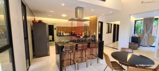 EXCELENTE CASA EM CONDOMÍNIO 4 SUÍTES 190M² ESPAÇO GOURMET E PISCINA