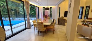 EXCELENTE CASA EM CONDOMÍNIO 4 SUÍTES 190M² ESPAÇO GOURMET E PISCINA