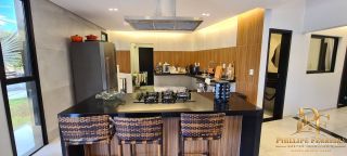 EXCELENTE CASA EM CONDOMÍNIO 4 SUÍTES 190M² ESPAÇO GOURMET E PISCINA