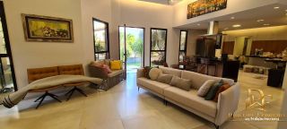 EXCELENTE CASA EM CONDOMÍNIO 4 SUÍTES 190M² ESPAÇO GOURMET E PISCINA