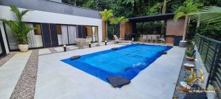 EXCELENTE CASA EM CONDOMÍNIO 4 SUÍTES 190M² ESPAÇO GOURMET E PISCINA