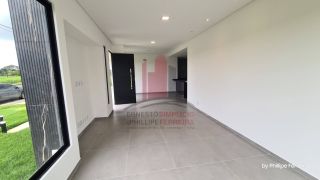 Casa Nova em Condomínio 200m² 3 Suítes 1 Escritório Espaço Gourmet com Jacuzzi