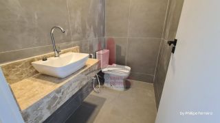 Casa Nova em Condomínio 200m² 3 Suítes 1 Escritório Espaço Gourmet com Jacuzzi