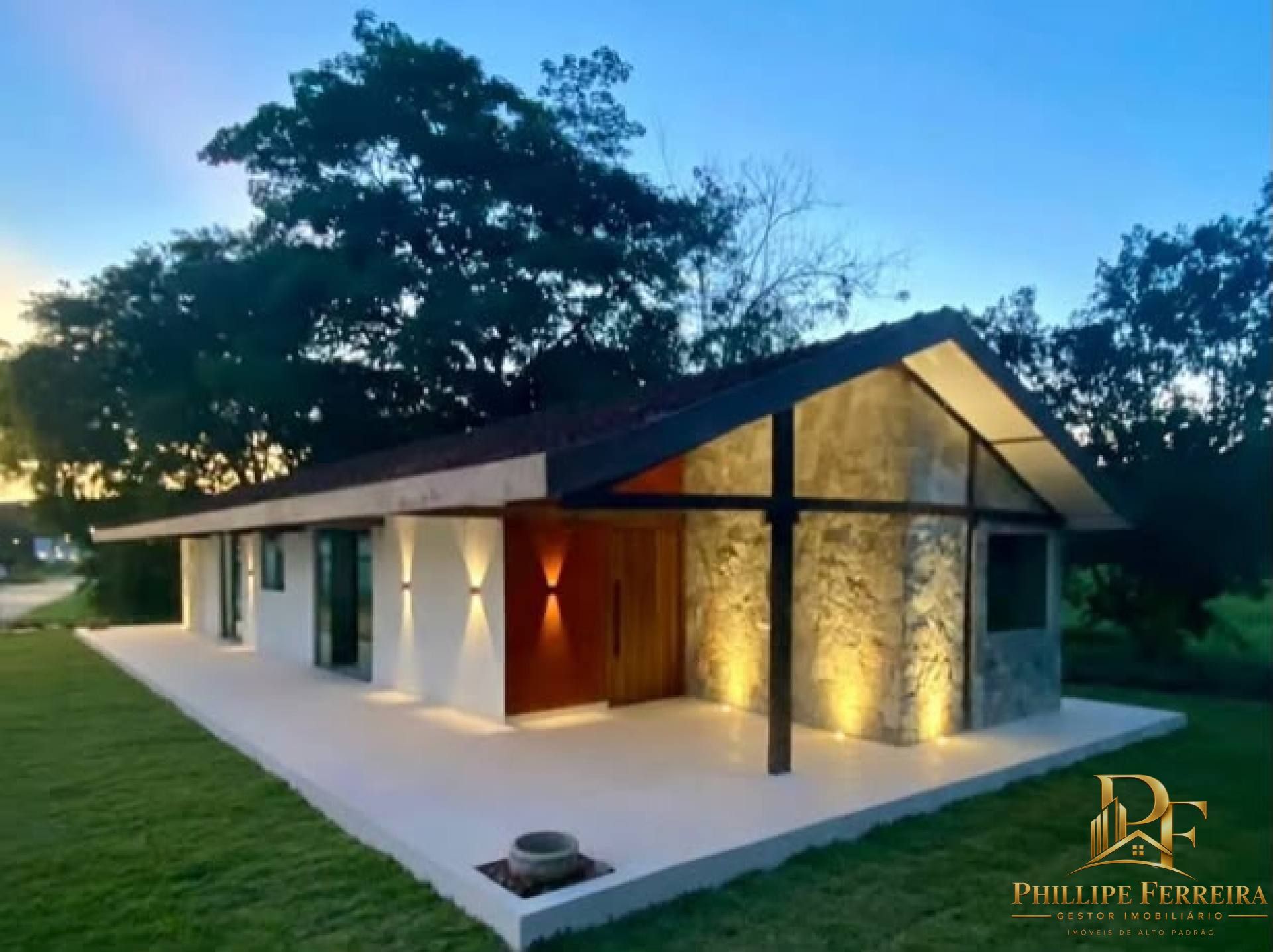 CASA ACONCHEGANTE EM ALDEIA 3 QUARTOS 165m²
