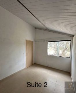 CASA ACONCHEGANTE EM ALDEIA 3 QUARTOS 165m²