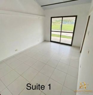 CASA ACONCHEGANTE EM ALDEIA 3 QUARTOS 165m²