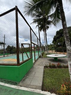 Casa em Condomínio com Piscina 4 Quartos