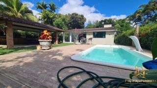 Casa em Condomínio com Piscina 4 Quartos 250m²