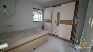 Casa em Condomínio com Piscina 4 Quartos 250m²