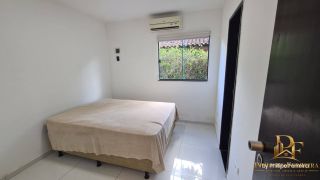Casa em Condomínio com Piscina 4 Quartos 250m²