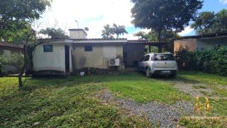 Casa em Condomínio com Piscina 4 Quartos 250m²