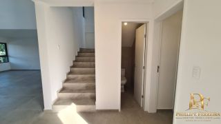 Casa em Aldeia com 4 Suítes 280m² em Condomínio Fechado