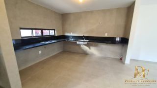 Casa em Aldeia com 4 Suítes 280m² em Condomínio Fechado