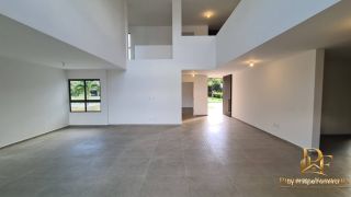 Casa em Aldeia com 4 Suítes 280m² em Condomínio Fechado