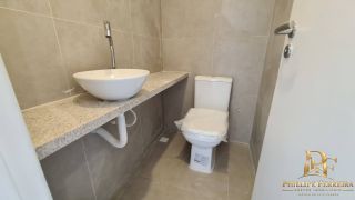 Casa em Aldeia com 4 Suítes 280m² em Condomínio Fechado