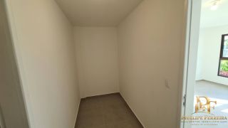 Casa em Aldeia com 4 Suítes 280m² em Condomínio Fechado