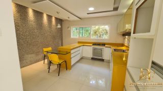Casa em Excelente Condomínio em Aldeia 420m² 5 Quartos 4 Suítes