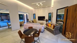CASA TÉRREA EM CONDOMÍNIO 4 SUÍTES 190M² ESPAÇO GOURMET E PISCINA
