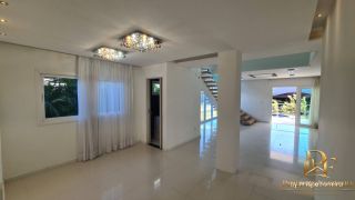 Locação - Casa em Excelente Condomínio em Aldeia 420m² 5 Quartos 4 Suítes