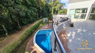 Casa à Venda em Aldeia com Terraço Gourmet e Piscina Vista p/ Mata