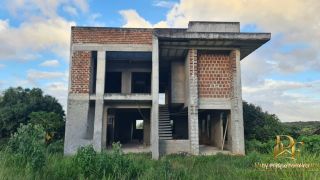 Casa em Condomínio Alameda dos Ipés em Obra parada