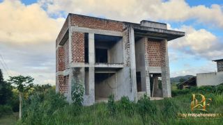 Casa em Condomínio Alameda dos Ipés em Obra parada