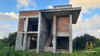 Casa em Condomínio Alameda dos Ipés em Obra parada
