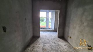 Casa em Condomínio Alameda dos Ipés em Obra parada