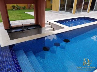 Locação - Casa em Cond. em Aldeia 4 Quartos 2 Suítes 170m²