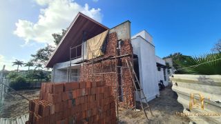 Linda Casa Térrea com 192m² 3 Suítes
