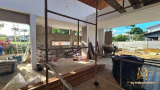 Linda Casa Térrea com 192m² 3 Suítes