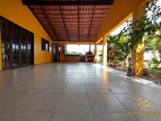Casa em Condomínio no Km 17 3 Quartos 1 Suíte 189m²