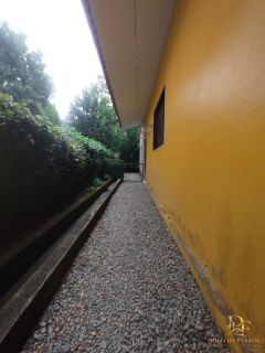 Casa em Condomínio no Km 17 3 Quartos 1 Suíte 189m²